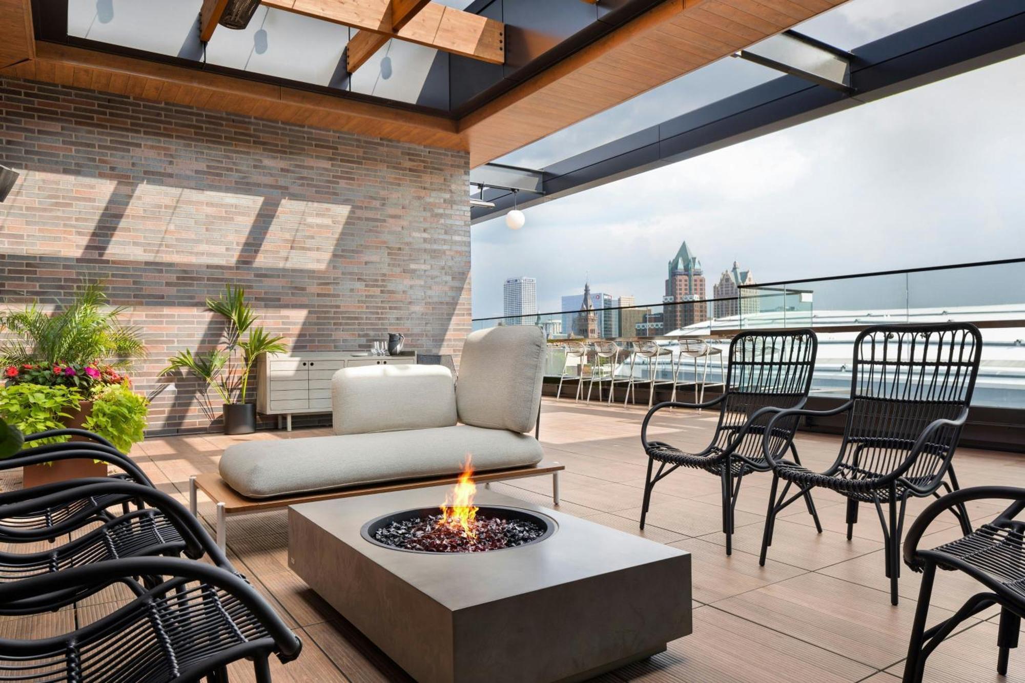 Hotel The Trade, Autograph Collection Milwaukee Exterior foto
